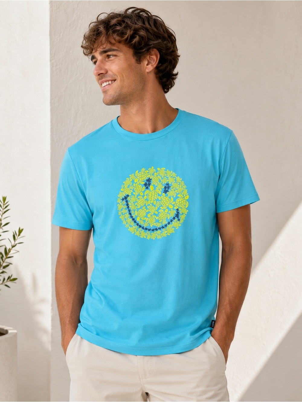 NWT Vilebrequin x Smiley Turtle Graphic T-Shirt Aqua Blue